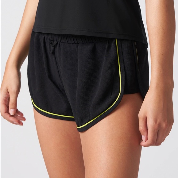 GIGI C Shorts Revolve - Picture 5 of 10